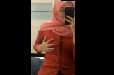 Viral ABG Jilbab Pink Colek Apem Top Global Smp